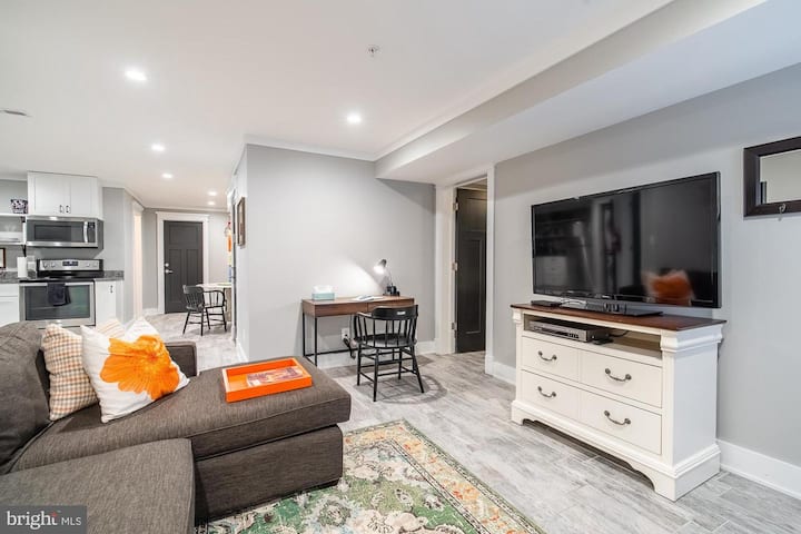 Basement Suite In Hyattsville - Maryland