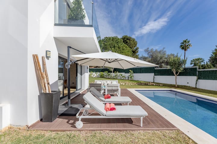 Kura Homes managed Airbnb listing 1