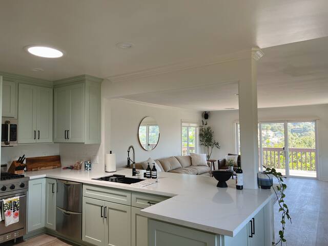 Casa Verde View Home gallery image 4