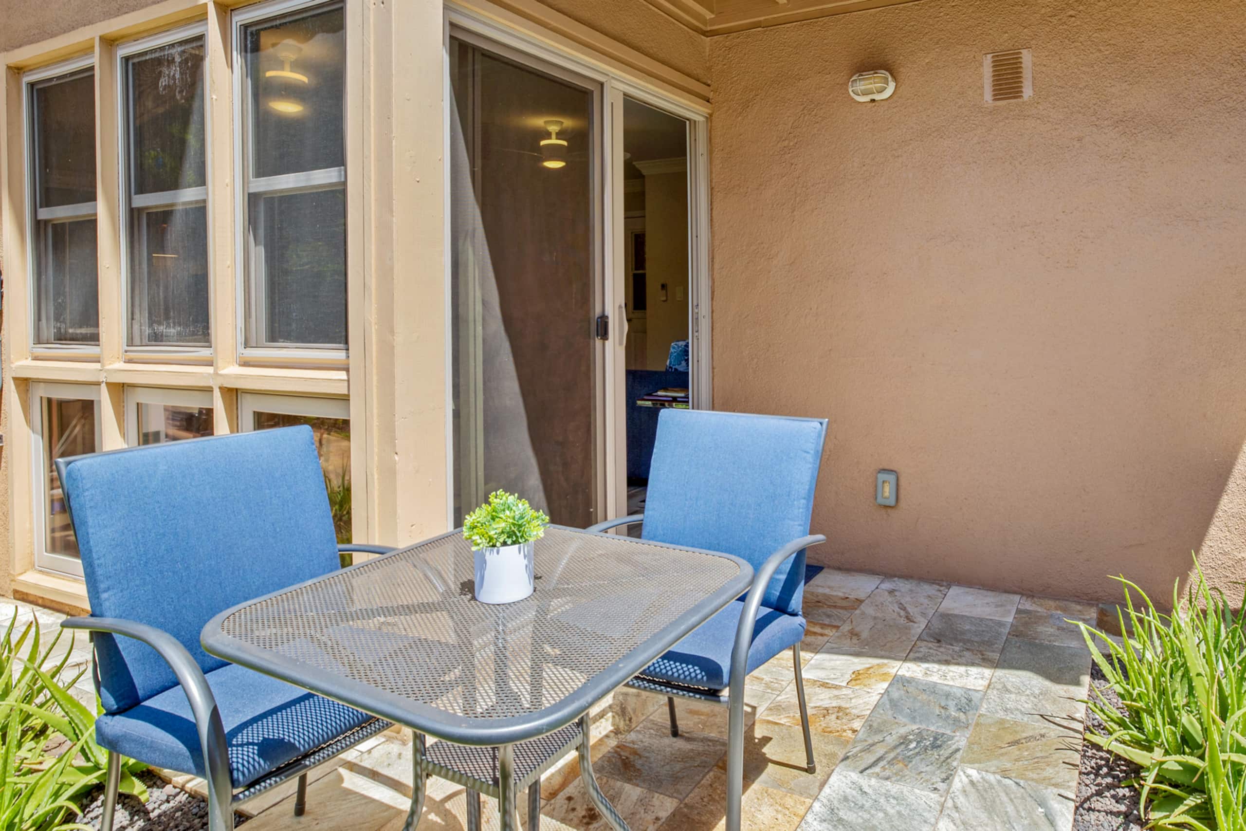 Condo in Kihei · ★4.94 · 1 bedroom · 1 bed · 1 bath - Image 26
