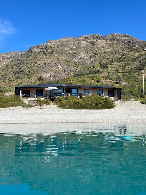 Refugio Patagón: Casa a Orillas del Lago