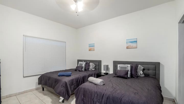 غرفة النوم 2