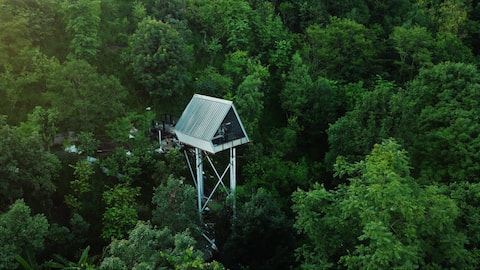 Gadeni Stays : Sky cabin at Naukuchiatal