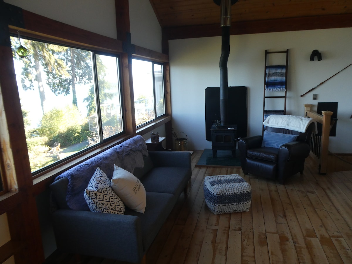 Paradise Bay Getaway - Cabins for Rent in Port Ludlow, Washington