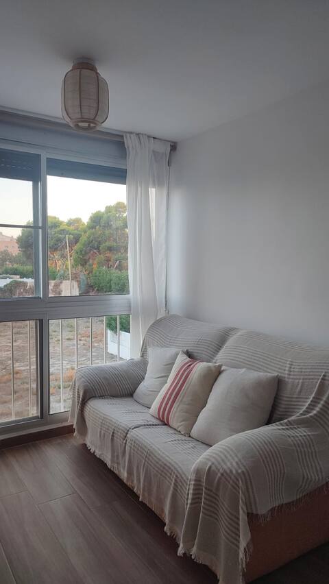Successful Airbnb property: Beach Studio - Casa Coral in Castelló De La Plana