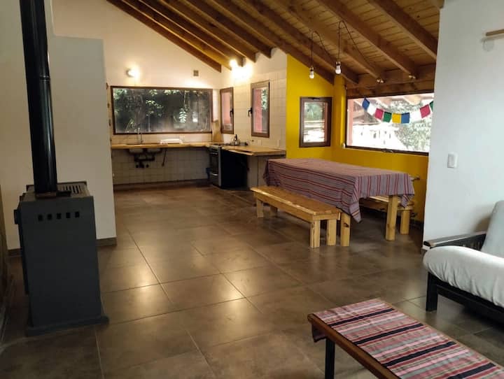La Casa Roja. Grande Y Cálida Para 8 Personas - San Carlos de Bariloche
