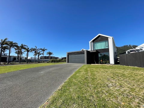 Waterways living in the Quay