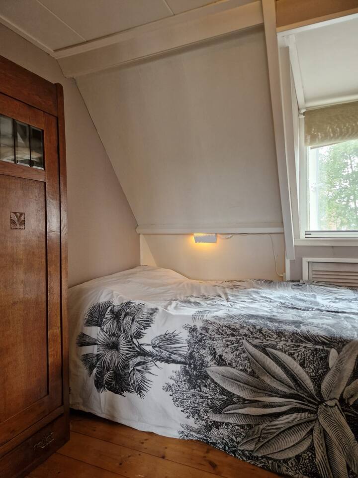 საძინებელი 3