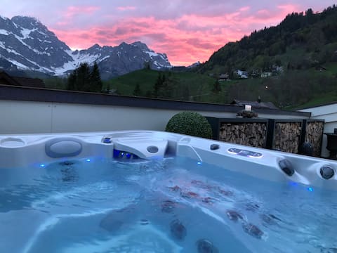 Alp Chic Attika mit privatem Whirlpool & Sauna