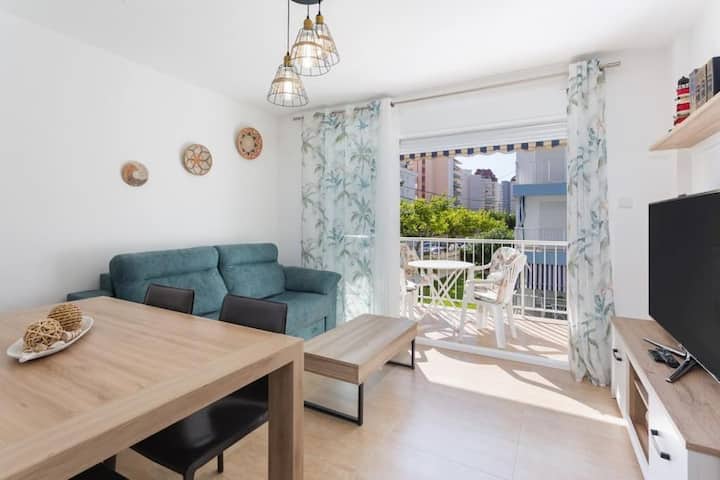 Bonito Y Coqueto Apartamento En 2 Linea De Playa - Gandía