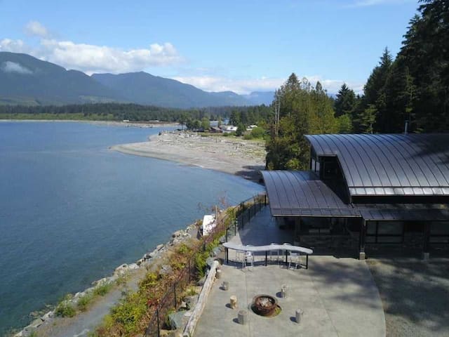 The Lookout – Oceanview Hot Tub