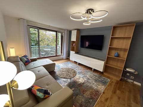 Splendid 92m2 Renovated, 4 Rooms