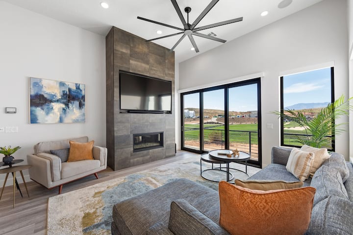 Luxury St George Golf & Zion National Get-a-way - Hurricane, UT