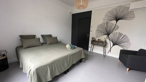 Ginkgo Bed and Breakfast at Domaine de l 'Aven