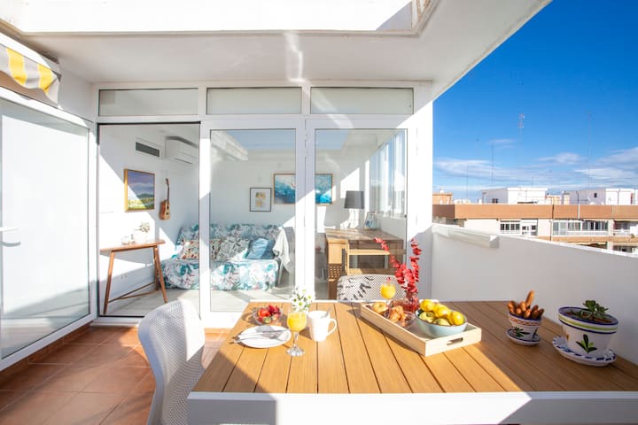 Sunny Penthouse Between The Beach And The City - Valencia