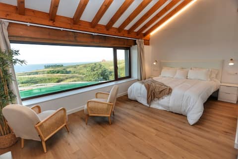 Stone house with sea views