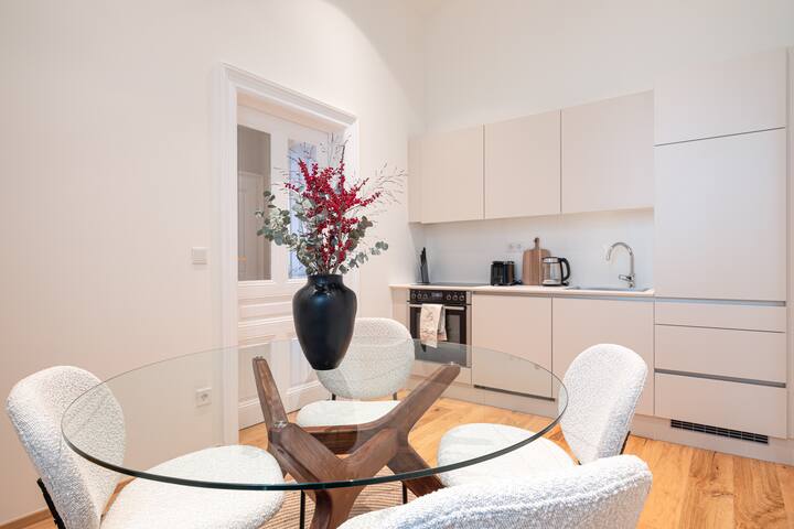 Premium, modern 2BR city Apt. gallery image 4