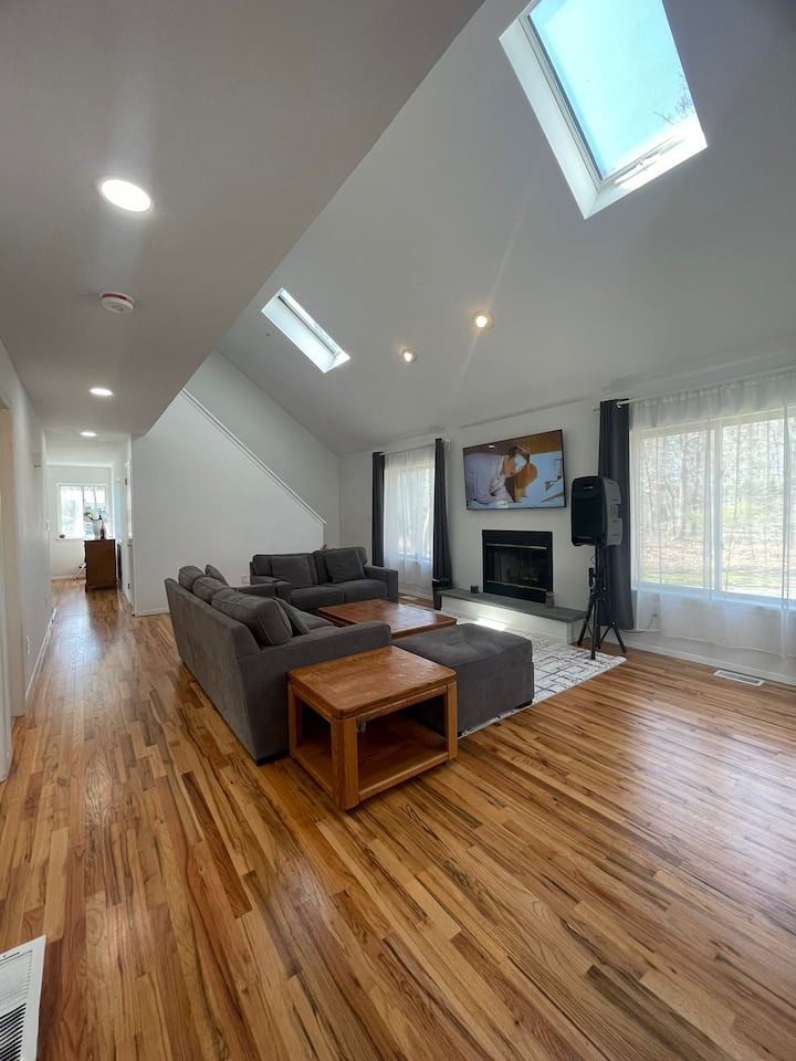 Private Home In The Hamptons. - Westhampton Beach, NY