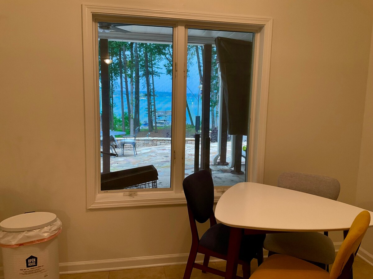 Admiral's Sandy Beach Villa