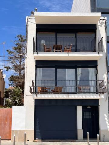 Blaudenit: Un balcón al mar gallery image 4