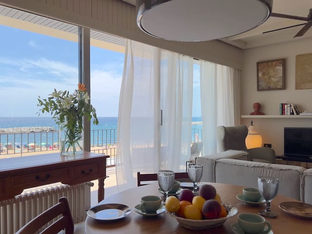 Blaudenit: Un balcón al mar