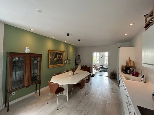 Spacious with view to the lakes