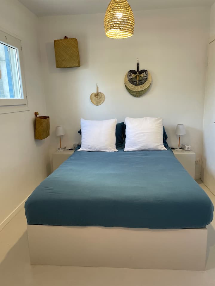 ორადგილიანი საძინებელი