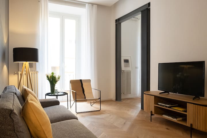 In the heart of Rome- opera design apartment