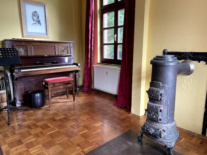 Family Farmhouse Famous From Nyt - Aix-la-Chapelle