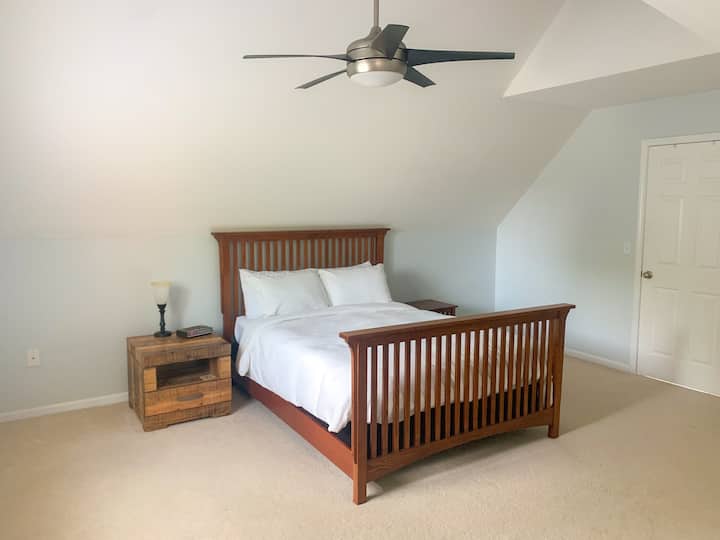 Спалня №1 (горе)