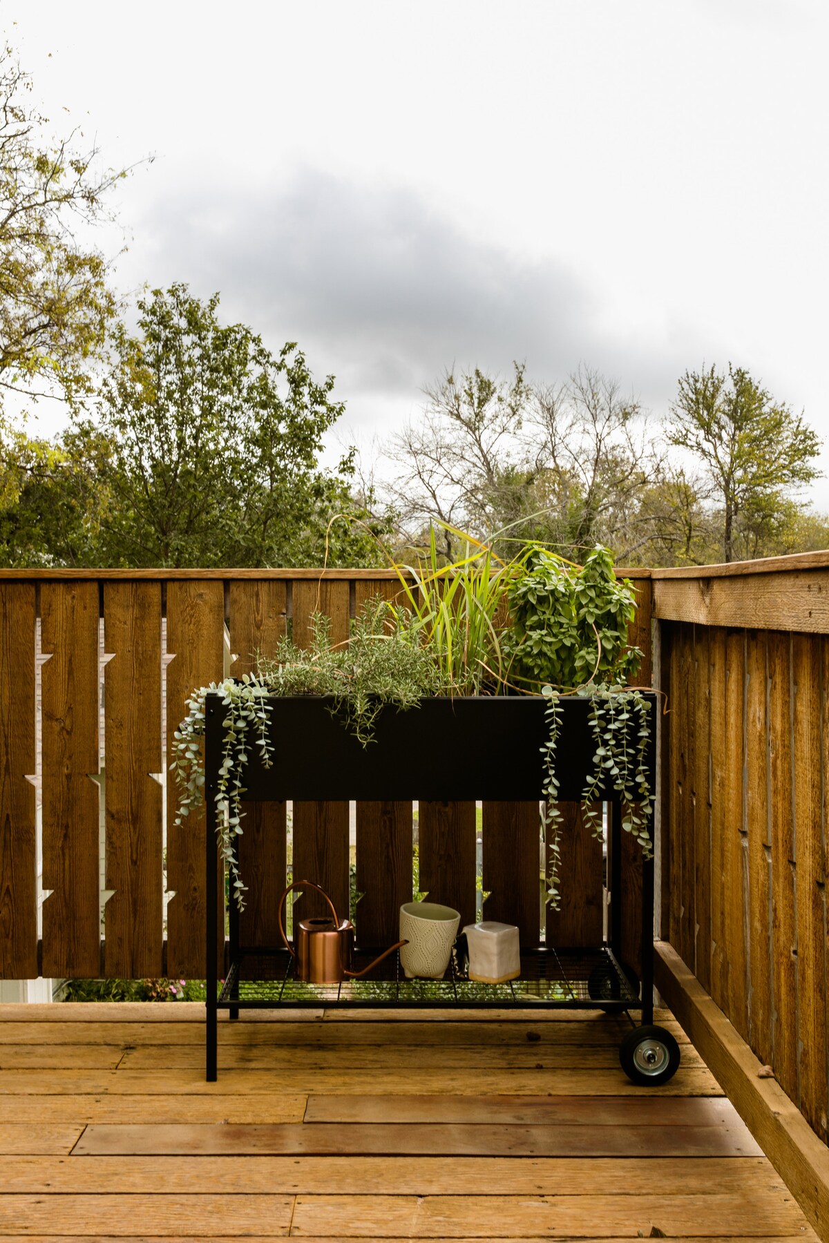 Secluded & central Hyde Park casita | Porch | WiFi