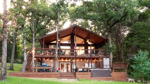 The Good Earth Lake House