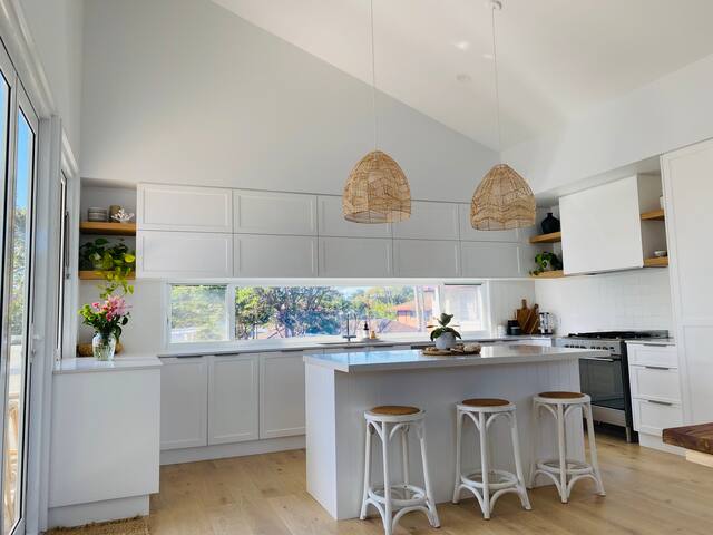 The Barefoot Bungalow gallery image 2