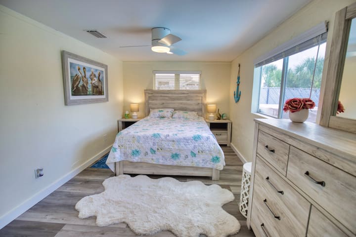 Main Homme 3rd Bedroom