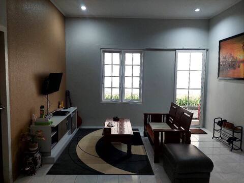 Parana guest house, house in the center of mataram