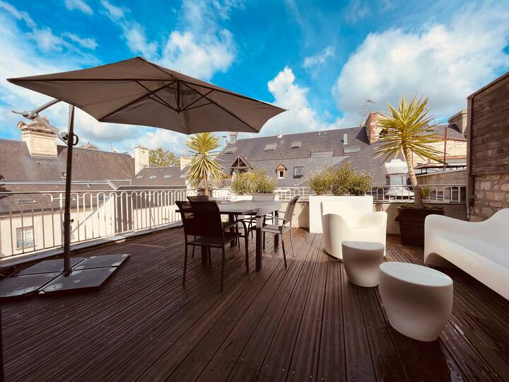 caen historic center Place de la Republique Apartments for Rent in