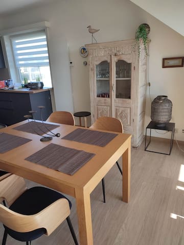 Entire home with 2 bedrooms in Koksijde - Appart. 2 ch rénové tout comfort