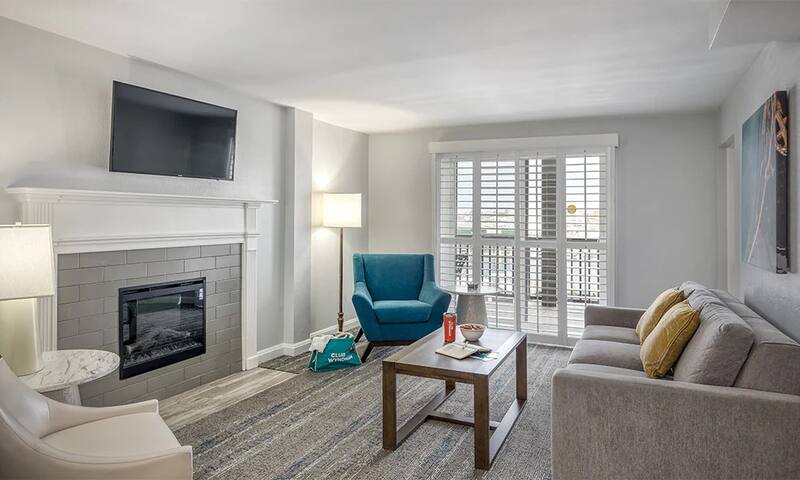 2 Bdrms, 2 pools, best! Avlable only 8.14-28, 2026 gallery image 3