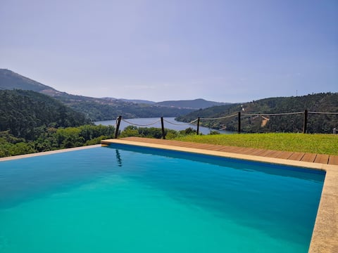 Writer's retreat by the Douro Valley