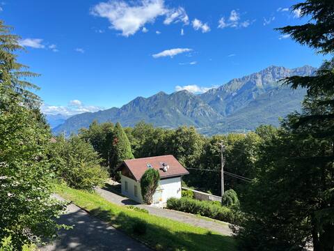 Lake Como, Charming Cottage with Scenic View