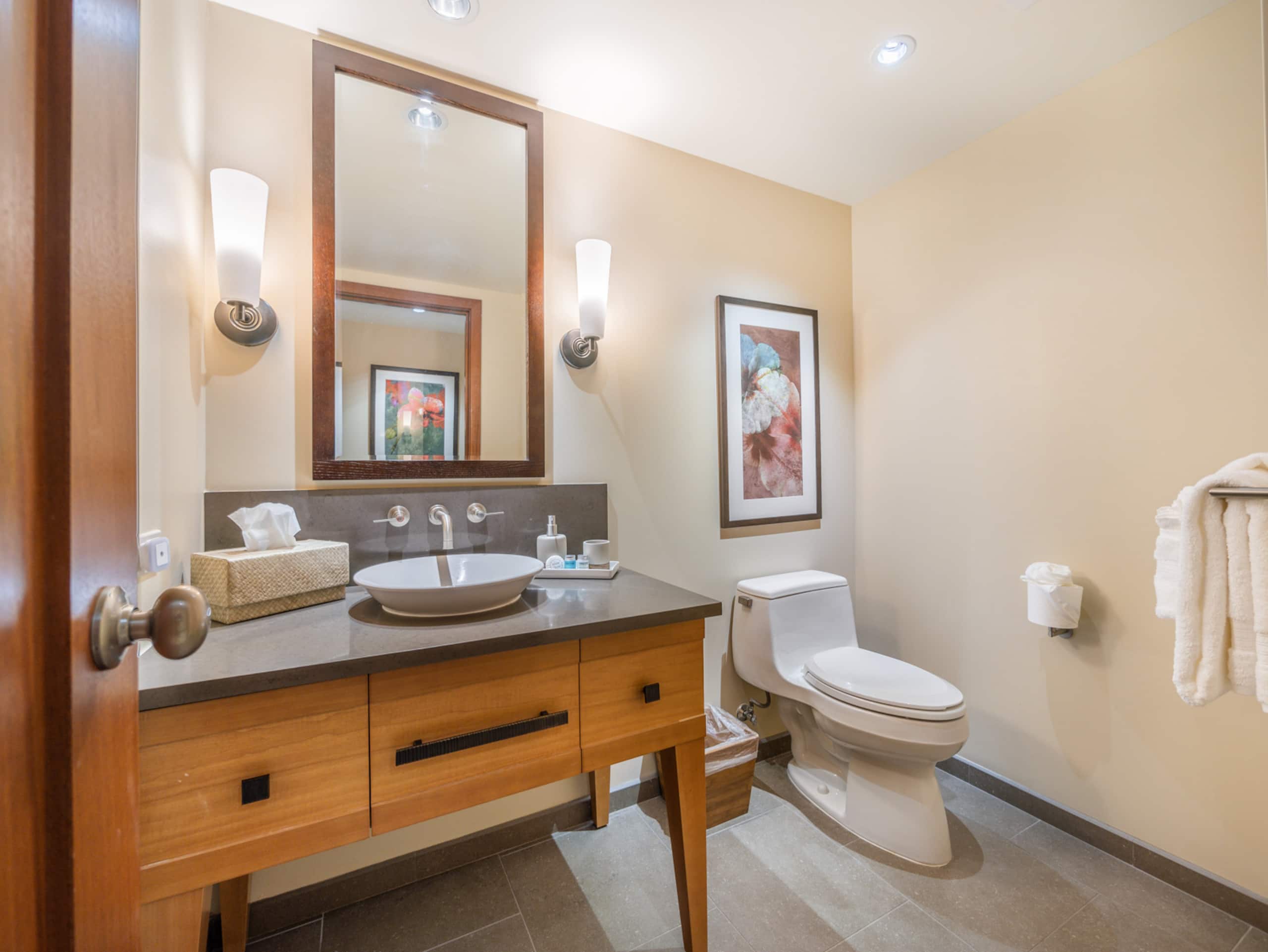 Hale Pikake O-406 a spacious and comfortable Gem - Image 45