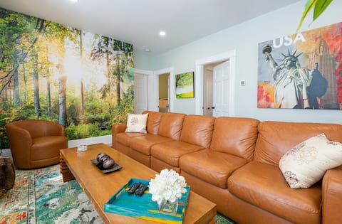 *3BR Downtown Hocus Pocus|Parking|Salem+Beverly