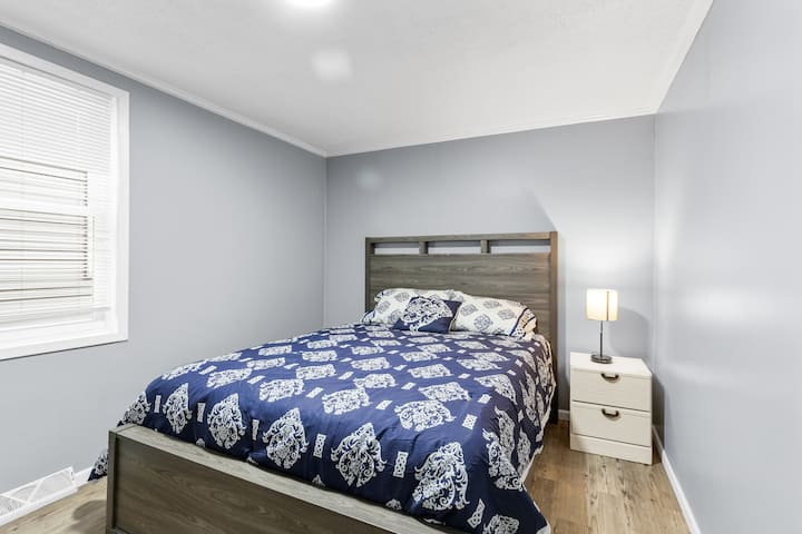 Downstairs bedroom #1 with Queen bed