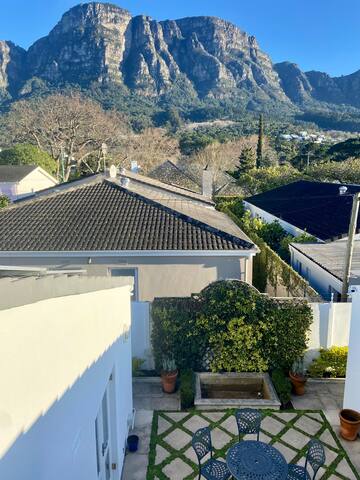 Penny Royale Cottage gallery image 3