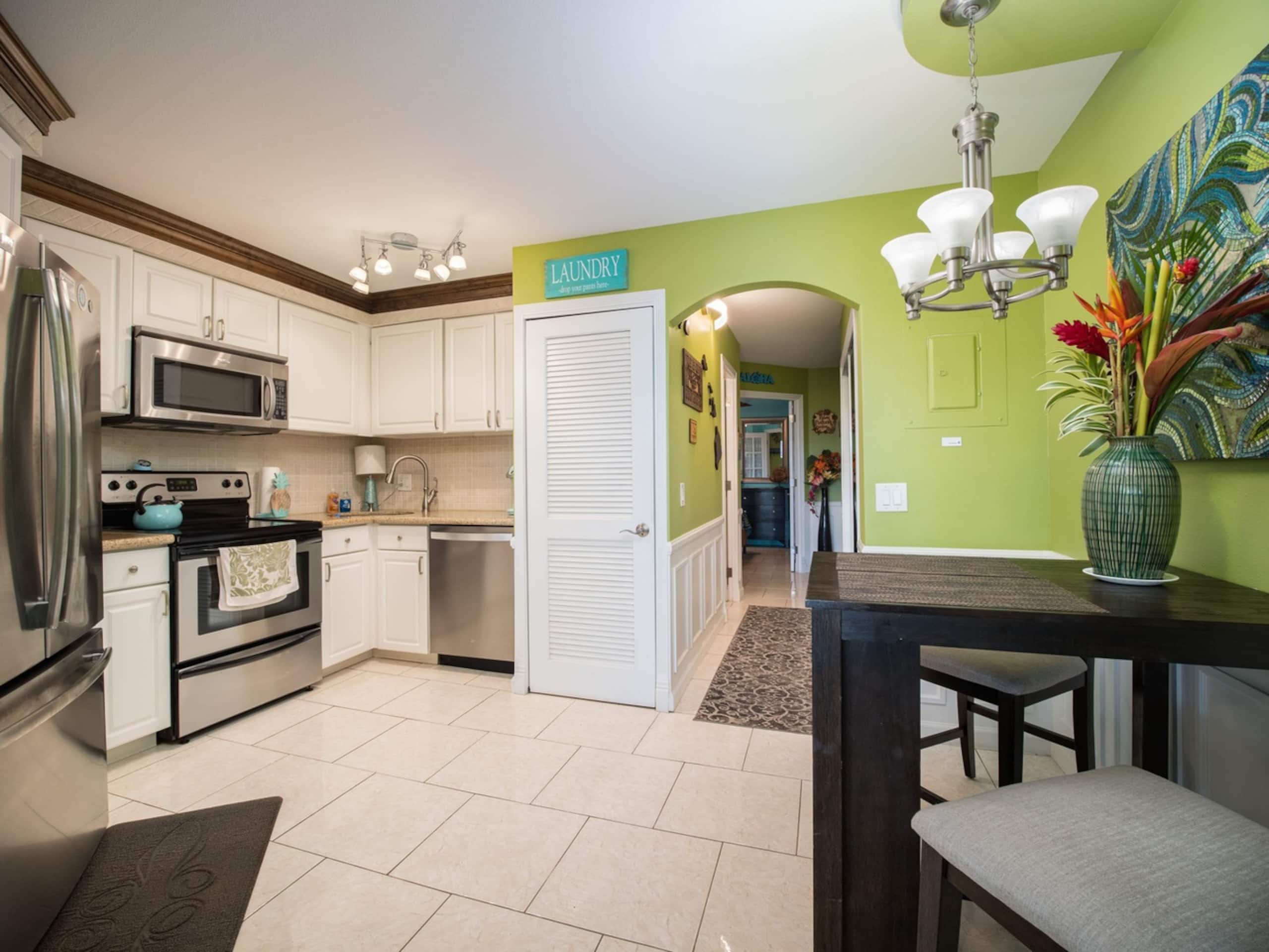 Condo in Kihei · ★4.98 · 1 bedroom · 2 beds · 1 bath - Image 17