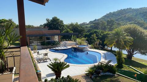 Chácara with pool, lake and jacuzzi !