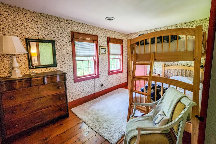 Children's room with bunk beds