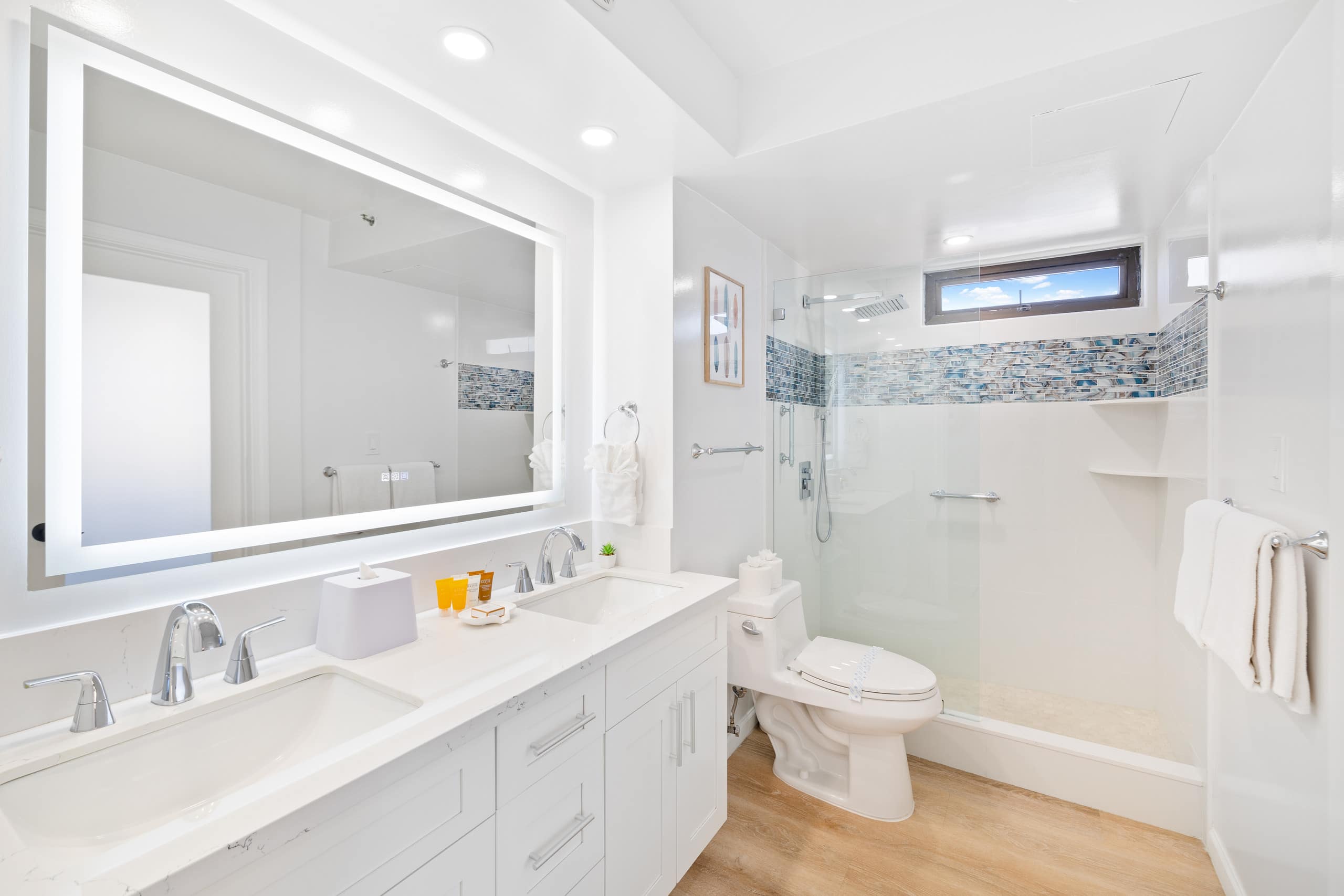 Condo in Honolulu · ★4.9 · 1 bedroom · 2 beds · 1 private bath - Image 31