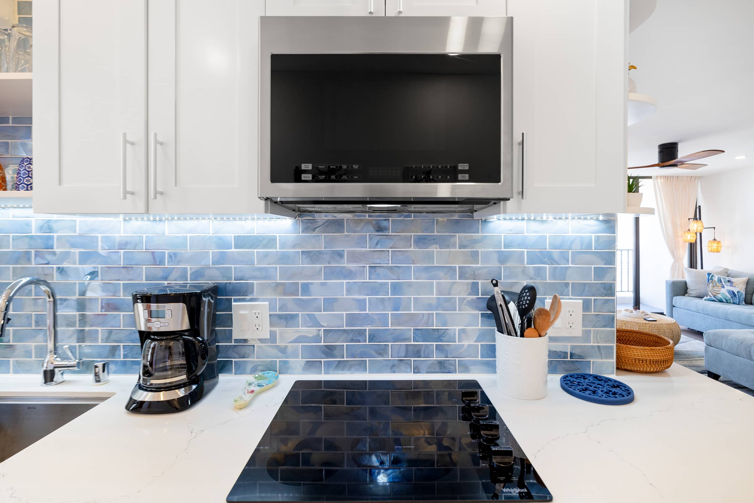 Condo in Honolulu · ★4.9 · 1 bedroom · 2 beds · 1 private bath - Image 16