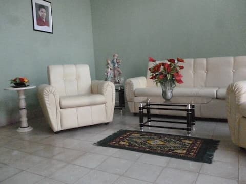 Comfortable & Spacious Room in the Historic Center